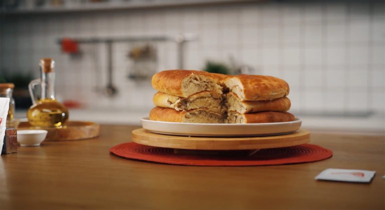 Смачні осетинські пироги з рибкою та картоплею