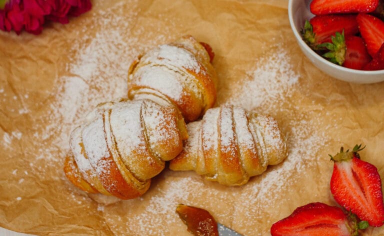 Рогалики з джемом