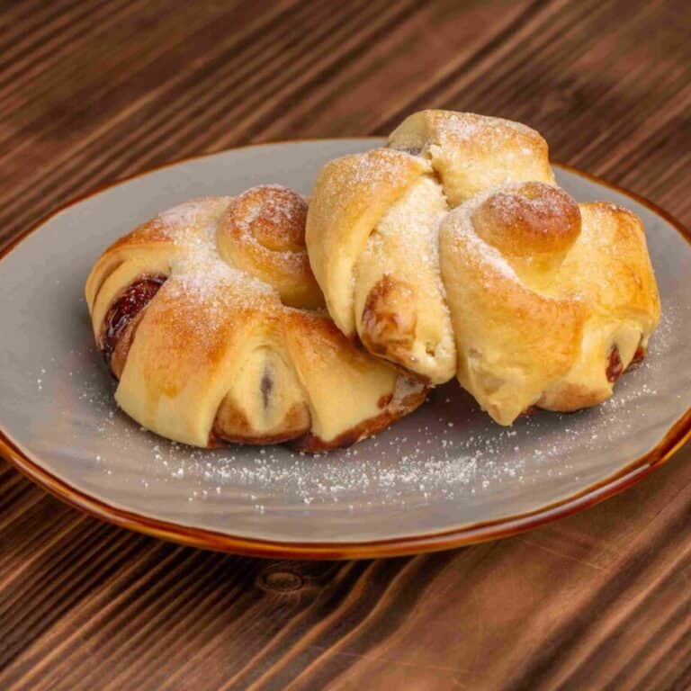 Пиріжки з чорницею